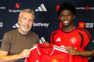 Manchester United Resmi Rekrut Gelandang Kamerun Carlos Baleba dari Brighton/prediksi-bola-matador168 (45)
